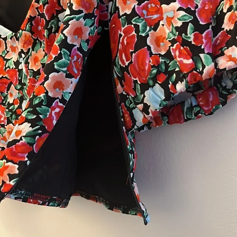 ASTR The Label Floral Elbow Sleeve Cropped Blouse,‎ Large, NWT